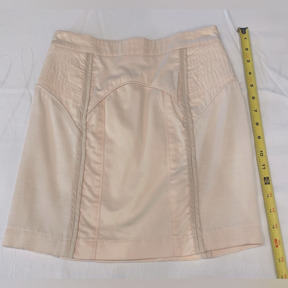Sports Girl light pink mid Skirt. Size 6.